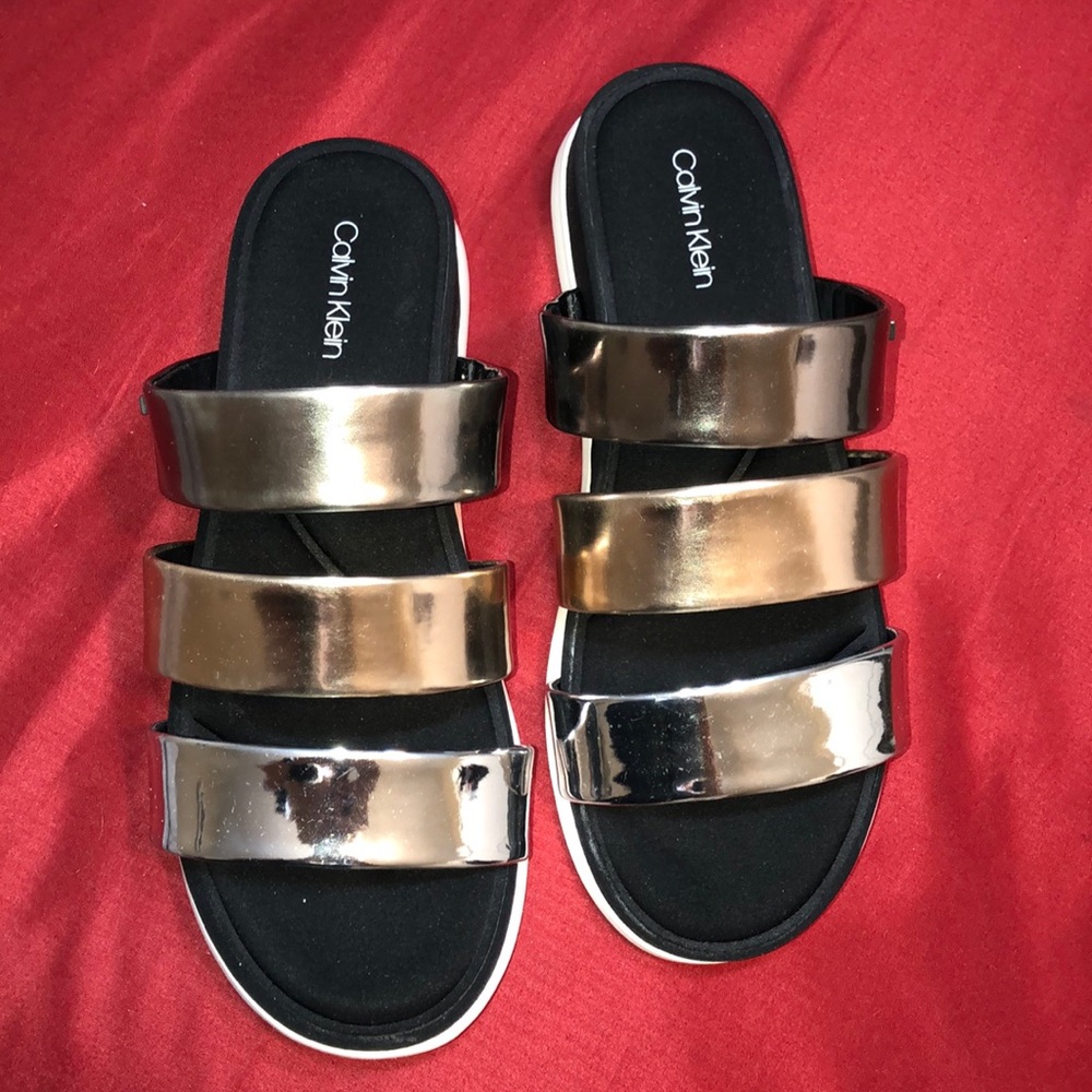 🌟SALECalvin Klein Dalana- Silver/Rose Gold/Pewter
